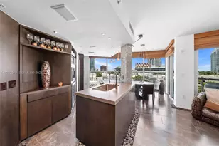 110 Washington Ave, Miami Beach, FL 33139 - Photo 5