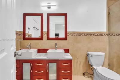 340 W 55th St, Hialeah, FL 33012 - Photo 13