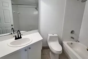 2009 SE 10th Ave, Fort Lauderdale, FL 33316 - Photo 5