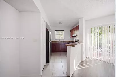 771 N Pine Island Rd #205, Plantation, FL 33324 - Photo 3