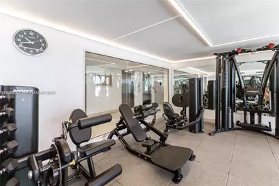 345 Ocean Dr #408, Miami Beach, FL 33139 - Photo 15