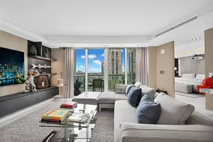 1000 S Pointe Dr, Miami Beach, FL 33139 - Photo 5