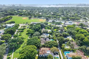 622 NE 98th St, Miami Shores, FL 33138 - Photo 73