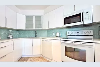 5161 Collins Ave #1612, Miami Beach, FL 33140 - Photo 11