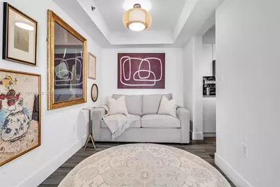 1200 Brickell Bay Dr #2501, Miami, FL 33131 - Photo 5