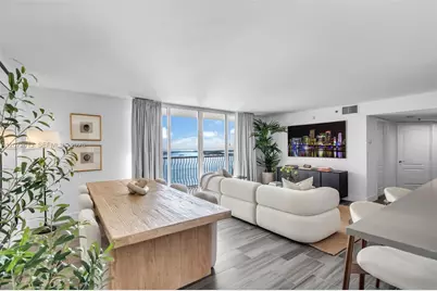 1200 Brickell Bay Dr #2501, Miami, FL 33131 - Photo 11