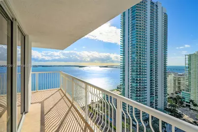 1200 Brickell Bay Dr #2501, Miami, FL 33131 - Photo 21