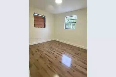 15350 NE 14th Ct, North Miami Beach, FL 33162 - Photo 11
