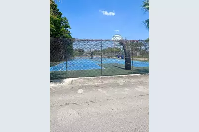 15350 NE 14th Ct, North Miami Beach, FL 33162 - Photo 15