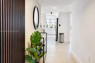 1155 Brickell Bay Dr, Miami, FL 33131 - Photo 5