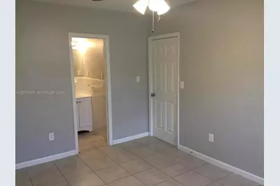 980 NW 182nd St, Miami Gardens, FL 33169 - Photo 11
