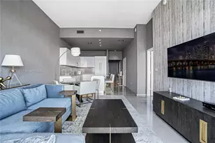 88 SW 7th St, Miami, FL 33130 - Photo 3