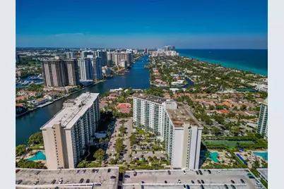 19380 Collins Ave #826, Sunny Isles Beach, FL 33160 - Photo 29