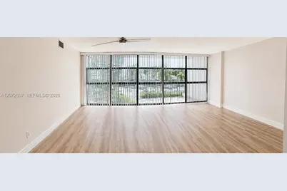 600 Parkview Dr #224, Hallandale Beach, FL 33009 - Photo 21