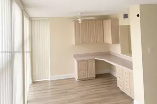 600 Parkview Dr, Hallandale Beach, FL 33009 - Photo 7