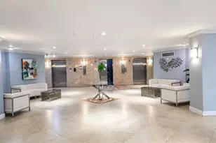600 Parkview Dr, Hallandale Beach, FL 33009 - Photo 27