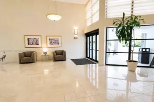 600 Parkview Dr, Hallandale Beach, FL 33009 - Photo 3