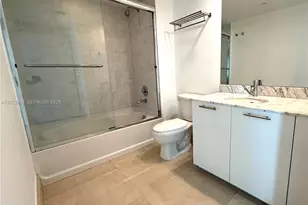 950 Brickell Bay Dr, Miami, FL 33131 - Photo 13