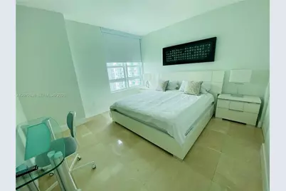 950 Brickell Bay Dr #3709, Miami, FL 33131 - Photo 7