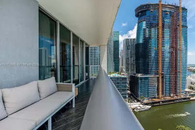485 Brickell Ave #2302, Miami, FL 33131 - Photo 11