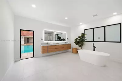 11901 SW 45th St, Miami, FL 33175 - Photo 27