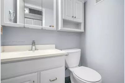 4051 N Newport N #4051, Deerfield Beach, FL 33442 - Photo 7