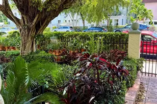 934 Michigan Ave, Miami Beach, FL 33139 - Photo 21