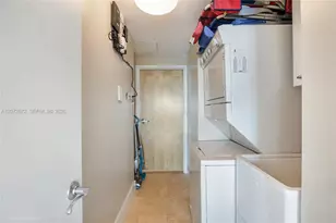 19400 Turnberry Way, Aventura, FL 33180 - Photo 13