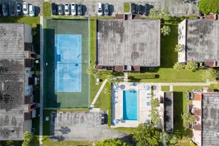 10826 N Kendall Dr, Miami, FL 33176 - Photo 9
