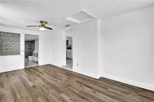 18381 NE 21st Pl, North Miami Beach, FL 33179 - Photo 21