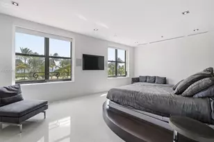 1330 Ocean Dr, Miami Beach, FL 33139 - Photo 15
