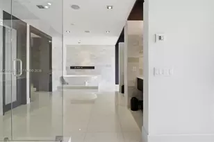 1330 Ocean Dr, Miami Beach, FL 33139 - Photo 13