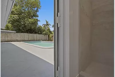 2250 Gulfstream Dr, Miramar, FL 33023 - Photo 17