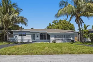 2250 Gulfstream Dr, Miramar, FL 33023 - Photo 3