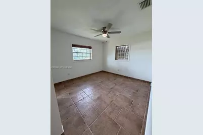 18720 SW 316th St #18720, Homestead, FL 33030 - Photo 11
