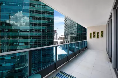 200 Biscayne Boulevard Way #3311, Miami, FL 33131 - Photo 17