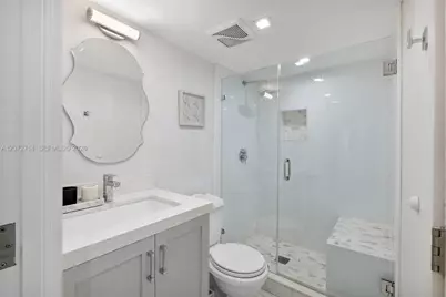5555 Collins Ave #16B, Miami Beach, FL 33140 - Photo 15