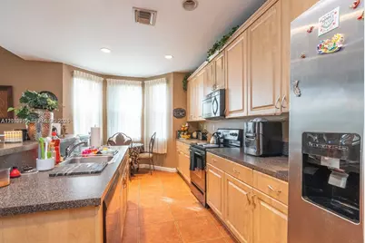 1606 SE 16th St, Homestead, FL 33035 - Photo 3