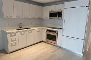 45 SW 9th St, Miami, FL 33130 - Photo 1