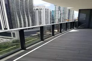 45 SW 9th St, Miami, FL 33130 - Photo 25