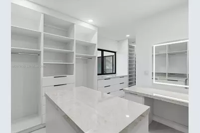 10201 SW 64th St, Miami, FL 33173 - Photo 27