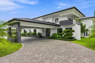 10201 SW 64th St, Miami, FL 33173 - Photo 3