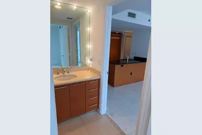 50 W Biscayne Blvd #3907, Miami, FL 33132 - Photo 11