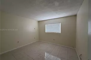 14902 SW 82nd Ln, Miami, FL 33193 - Photo 9