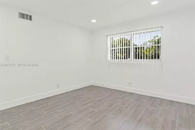 7925 Fairview Dr #105, Tamarac, FL 33321 - Photo 13