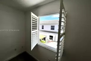 2606 SE 13th St, Homestead, FL 33035 - Photo 9