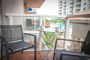 5085 NW 7th St, Miami, FL 33126 - Photo 13