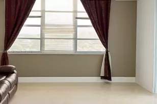 2780 NE 183rd St, Aventura, FL 33160 - Photo 5