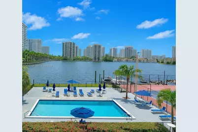 2780 NE 183rd St #717, Aventura, FL 33160 - Photo 21