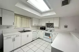 14909 SW 80th St, Miami, FL 33193 - Photo 5